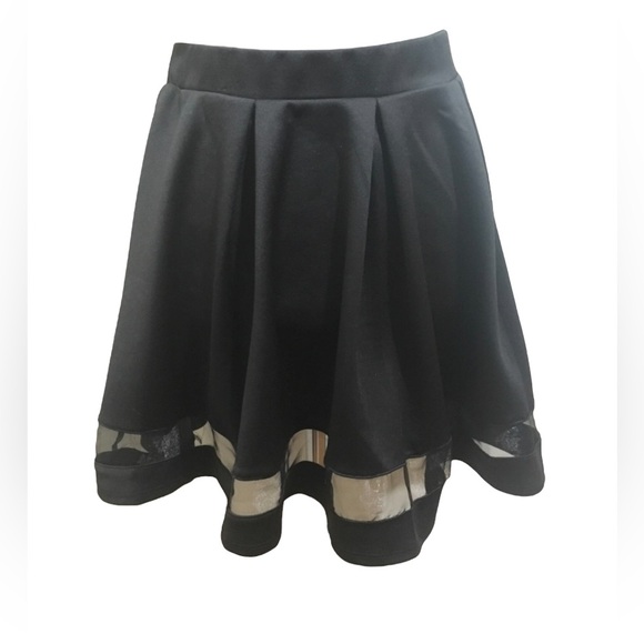 Forever 21 Pleated Flared A-Line Mini Skirt with Mesh Details Black Size Large - Picture 2 of 4